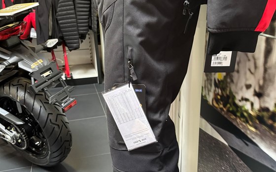 HOSE TOUR C4 HERREN XL - Bild 3