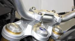 Lenkererhöhung mit Versatz für BMW F900XR Lenkererhöhung mit Versatz für BMW F900XR