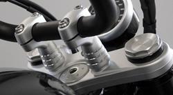 Lenkererhöhung silber für BMW R12nineT, R12, R12S & R12G/S Lenkererhöhung silber für BMW R12nineT, R12, R12S & R12G/S