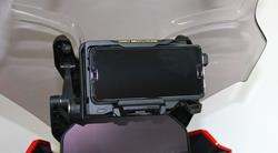 Connected Ride Cradle für BMW R1300R Connected Ride Cradle für BMW R1300R