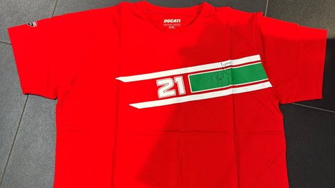 T-SHIRT Bayliss celebratory 