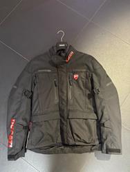 JACKE TOUR C4 HERREN SCHWARZ