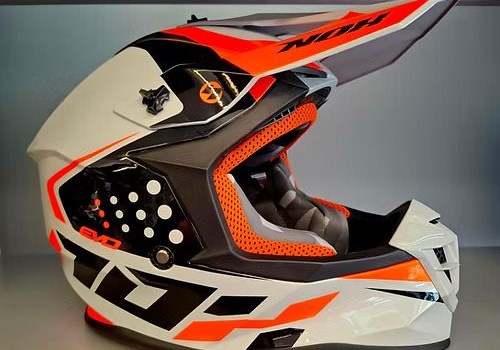 Nox Helm - Bild 1 Nox Helm - Bild 1