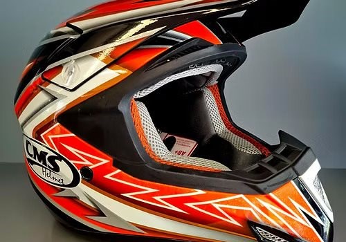 CMS Helm - Bild 1 CMS Helm - Bild 1