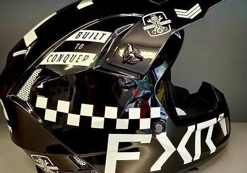 FXR Helm - Bild 2 FXR Helm - Bild 2