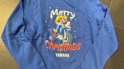 Sweater 26 PB XMASS SWEATER UNISEX