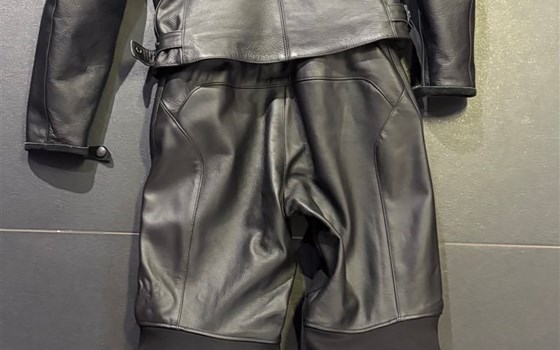 HOSE COMPANY C3 DAME 44 - Bild 4