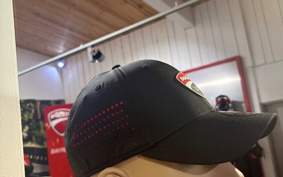 DC STRETCH BLACK KAPPE NEW ERA L-XL - Bild 3