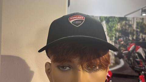 NE CORSE TOTAL BLACK 22 CAP