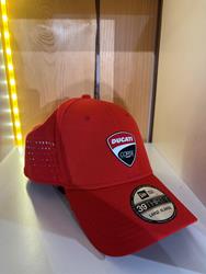 DC STRETCH REDKAPPE NEW ERA L-XL