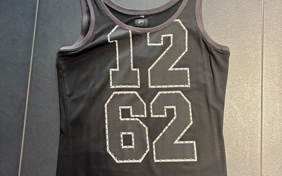 1262   ÄRMELLOSES DAME  - Bild 1