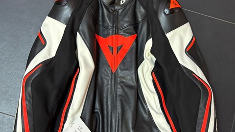 Lederjacke Giubbotto Pelle ASSEN LEATHER JACKET  N32 BLACK/WHITE/RED-FLUO 12 52 PZ