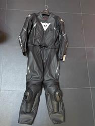 Lederkombi Tuta Pelle AVRO D2 2 PCS SUIT 685  BLACK/BLACK/ANTHRACITE 14 56 PZ       