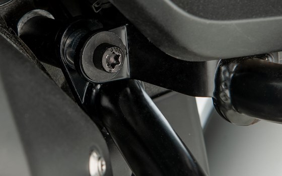 Verbindungssatz für Motor- und Tankschutzbügel ULTIMATE R 1- schwarz - Bild 2