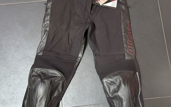 LEDERHOSE COMPANY 2 FRAU 46 - Bild 1