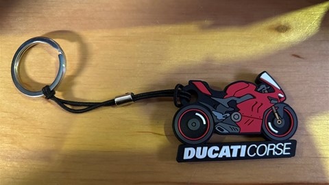DC PANIGALE V4S SCHWIMMER SCHLÜSSELANHÄNGER