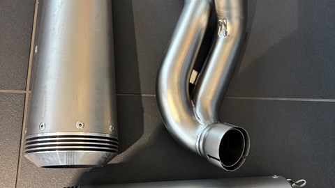 SCHALLDÄMPFER ZUGELASSEN 1402