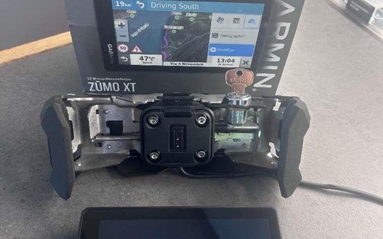 Garmin Zumo XT Motorrad Navigation - Bild 1