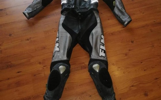 Motorradkombi Jugendliche - Bild 1