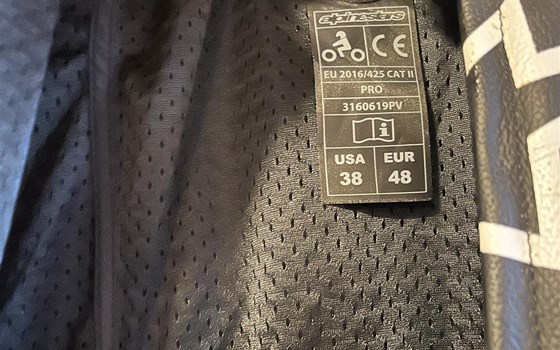 Alpinestar Lederkombi, wie neu - Größe 48 - Bild 7