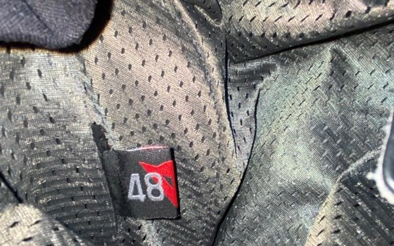 Dainese Avro 4 2 tlg. Lederkombi schwarz / weiss Größe 48 - Bild 3