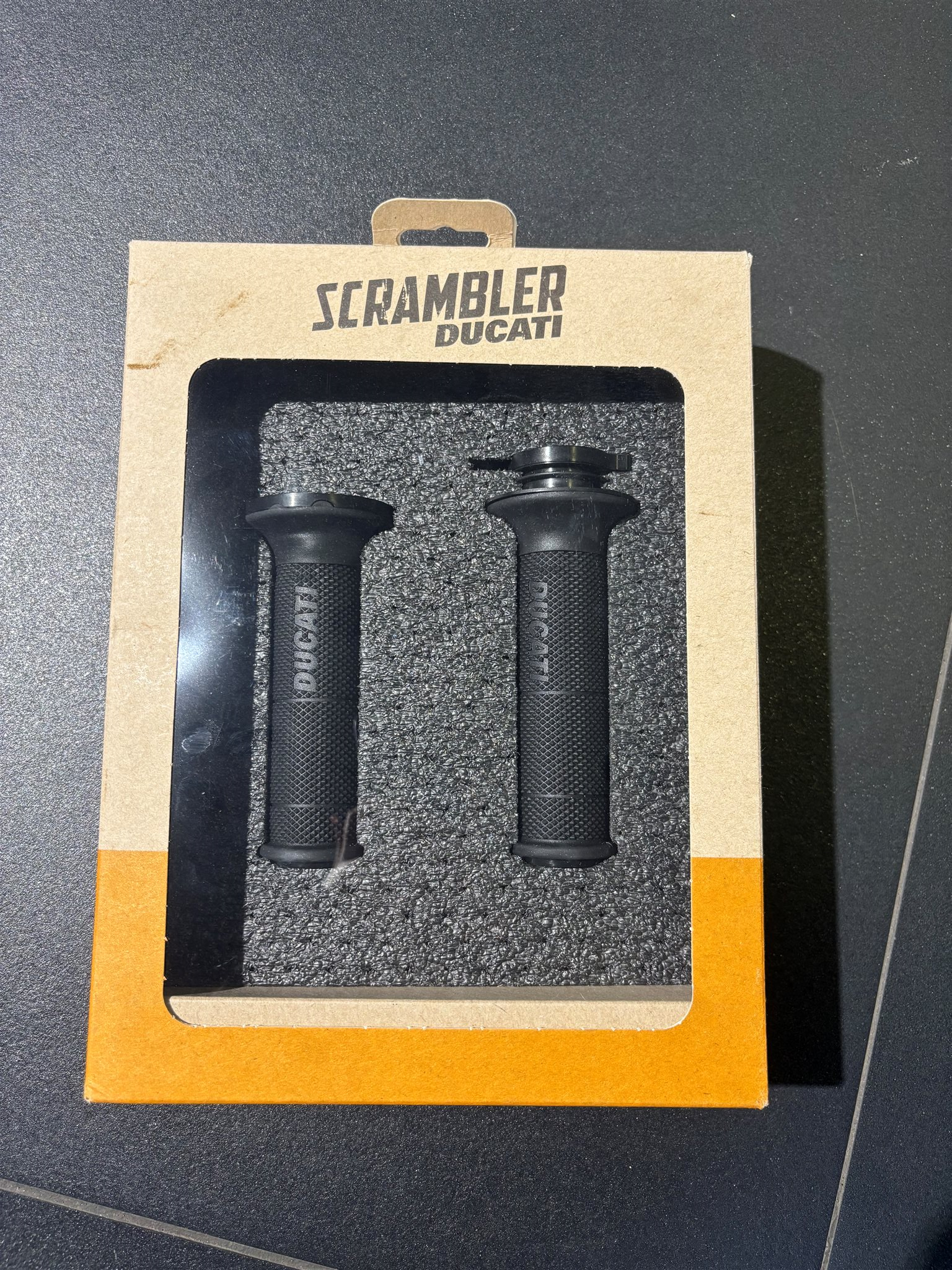 SATZ BEHEIZTE LENKERGRIFFE 1604-1413