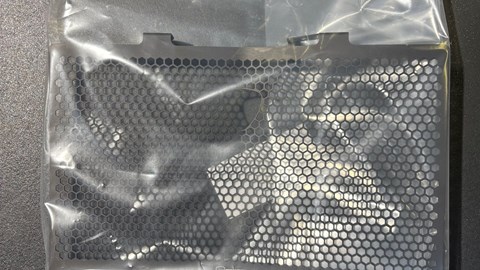 SATZ WASSERKÜHLERSCHUTZGITTER 1803   Monster + 2021 | Monster 2021 |