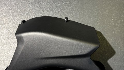 RECHTES LUFTLEITBLECH  MULTISTRADA V4 (2021 - 2023) MULTISTRADA V4 PIKES PEAK (2022 - 2023) MULTISTRADA V4 PIKES PEAK THAILAND (2022 - 2023) MULTISTRADA V4 PIKES PEAK USA (2022 - 2023)