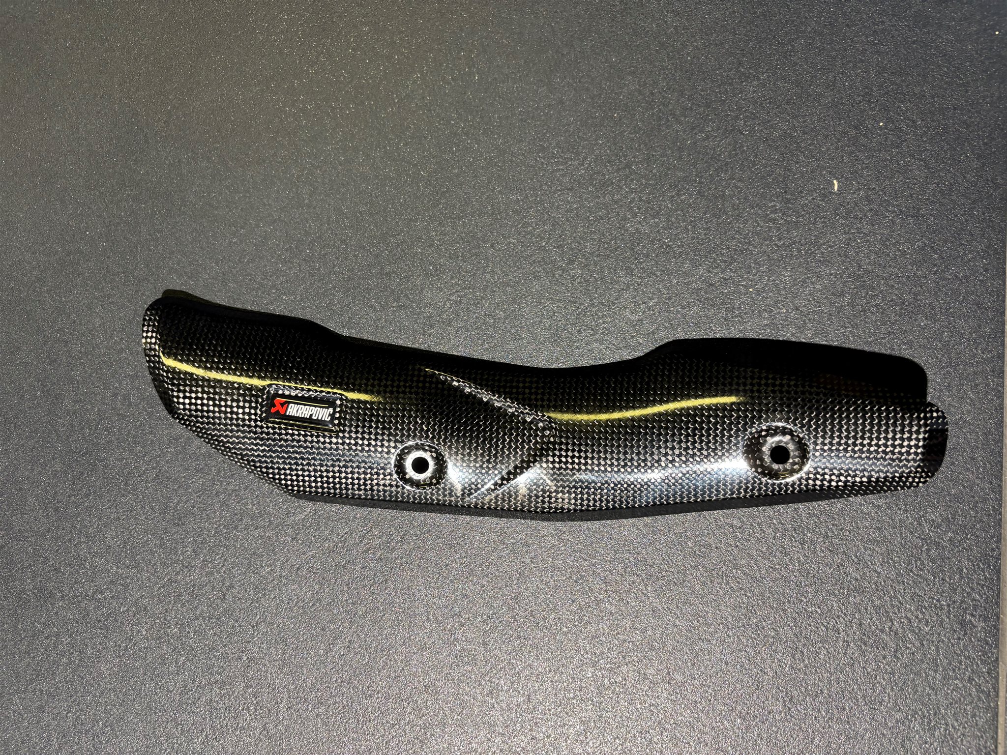 HITZESCHILD Z900 Akrapovic Carbon Hitzeschutz (Z900/70kW/SE)