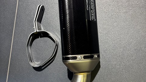 EXHAUST CARBON Z900 20MY- Akrapovič Carbon Exhaust (Z900/SE) 2023-2024