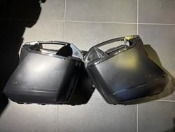 PANNIER SET 2X28L W/O HS  Versys 650 2023/2024/2025