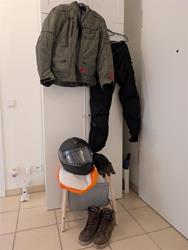 Komplette Ausrüstung Motorrad Helm, Jacke, Hose, Handschuhe