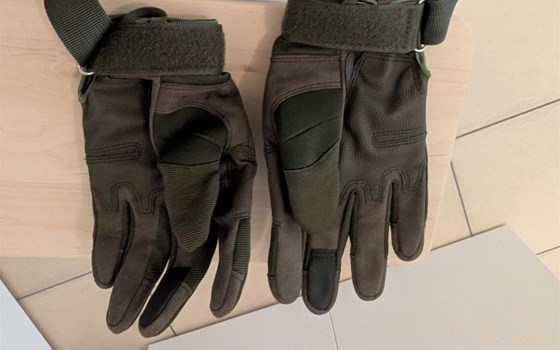 Komplette Ausrüstung Motorrad Helm, Jacke, Hose, Handschuhe - Bild 11