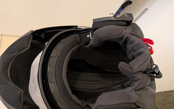 Komplette Ausrüstung Motorrad Helm, Jacke, Hose, Handschuhe - Bild 5