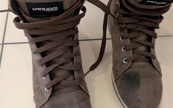 Komplette Ausrüstung Motorrad Helm, Jacke, Hose, Handschuhe - Bild 8