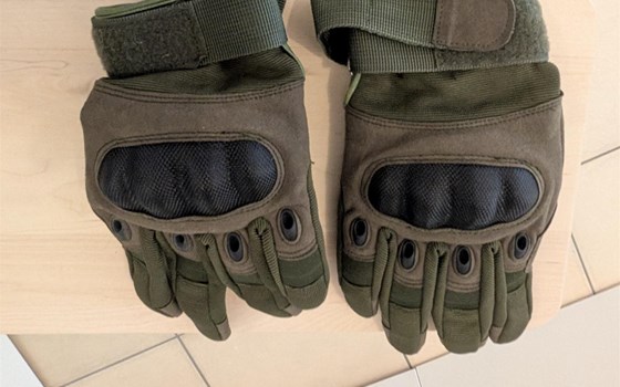 Komplette Ausrüstung Motorrad Helm, Jacke, Hose, Handschuhe - Bild 9