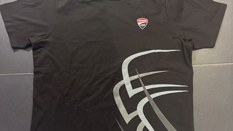 T-SHIRT DC TONAL 2.0 L