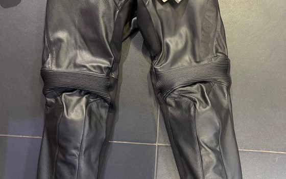 HOSE COMPANY C3 HERR 56 - Bild 1