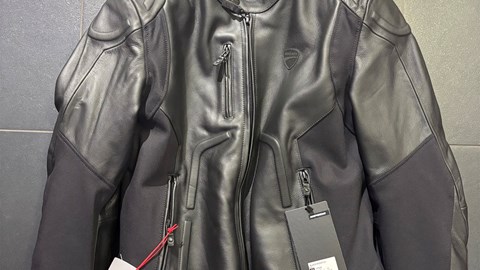 JACKE BLACK RIDER C2 56