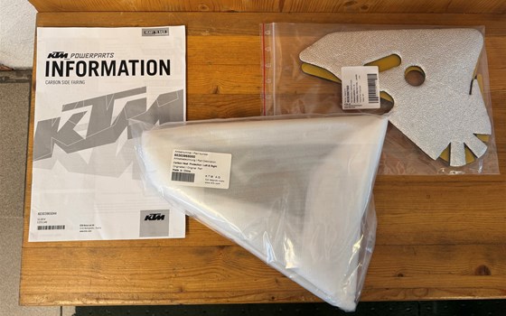 KTM Carbon Seitenverkleidung - Bild 2