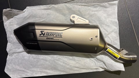 SET ZUGELASSENER SCHALLDÄMPFER V21E  Multistrada V4 / V4 S