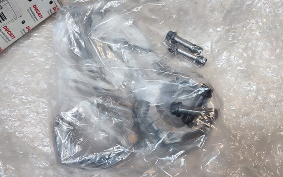 Pleuelpaar Ducati 1098 und 848 - Bild 1