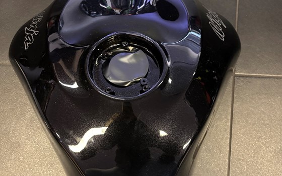 BENZINTANK Kraftstofftank Kawasaki NINJA ZX-6R und andere - Bild 1