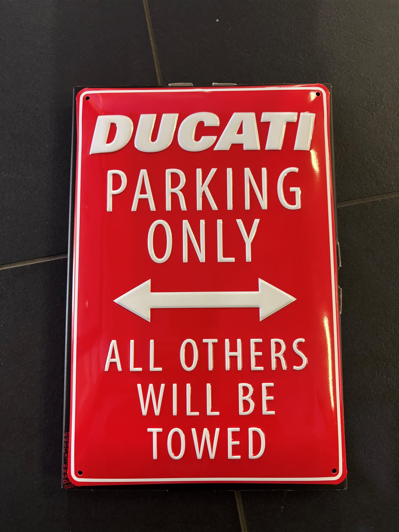 PARKING METAL SCHILD