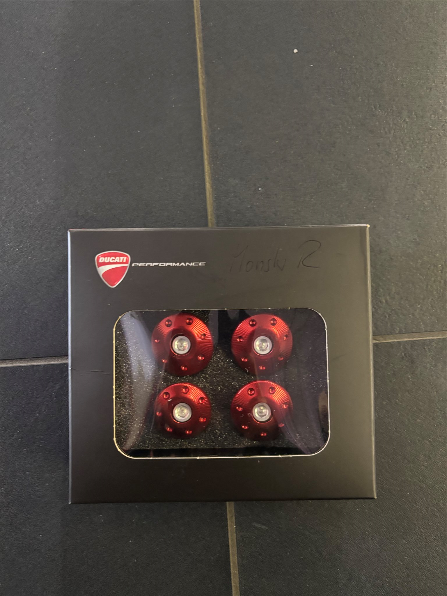 KIT CNC FRAME PLUGS RED MONSTER R