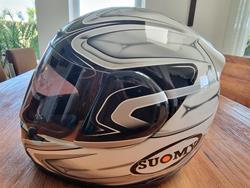 Leichtester Integralhelm