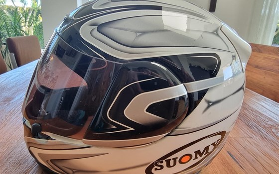 Leichtester Integralhelm - Bild 2