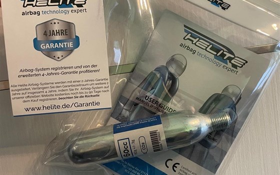 Helite GP-AIR 2.0 Racing Airbag Weste - GRÖSSE M - Bild 4