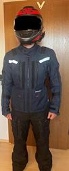Revit Sand 3 Jacke (M) in blau und Hose (L) in schwarz