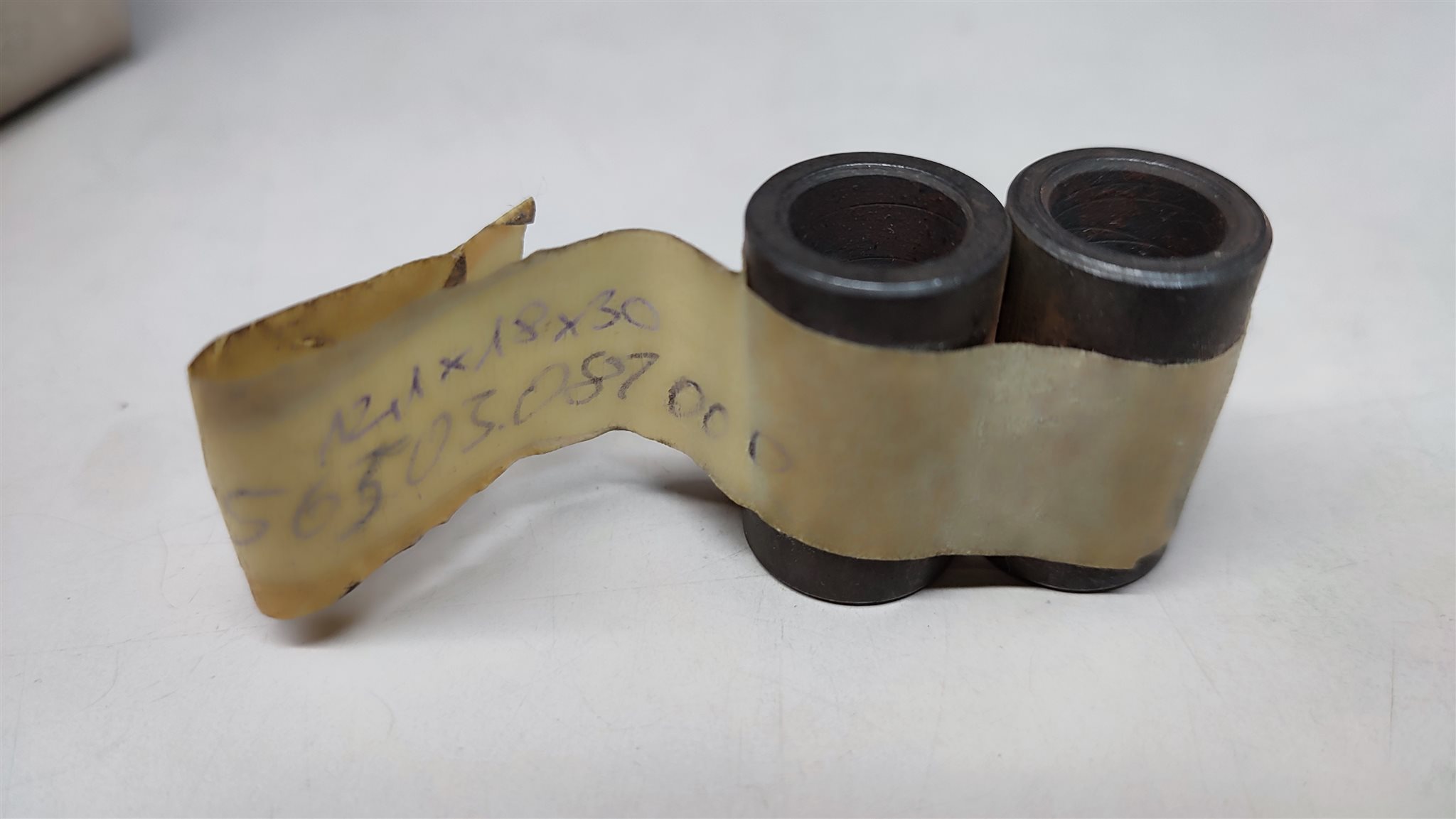 Lagerhülse am Rahmen 12 x 18 x 30